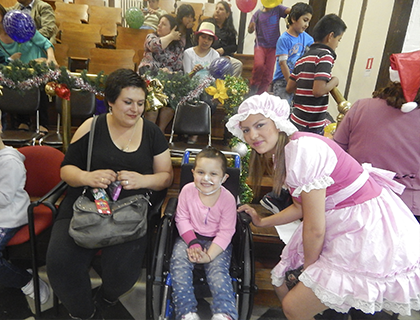 Con risas y cantos se vivió la Navidad de los pacientes infantiles