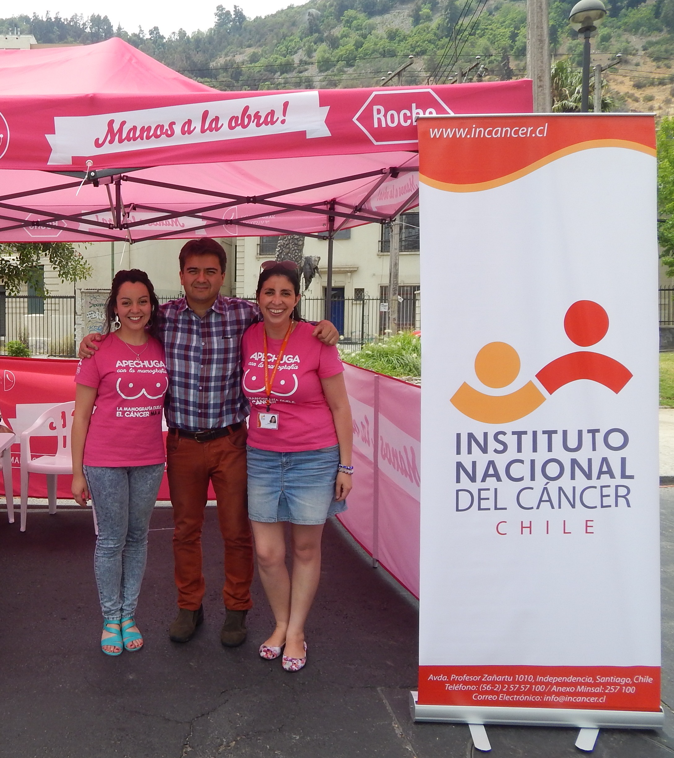 Educación cáncer mama en Feria Ciudadana de Recoleta